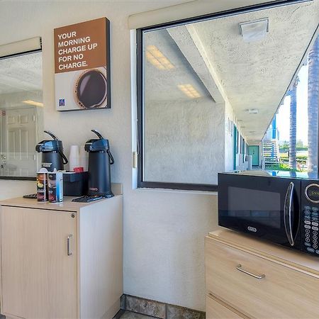 Motel 6 Anaheim Stadium - Orange Interno foto