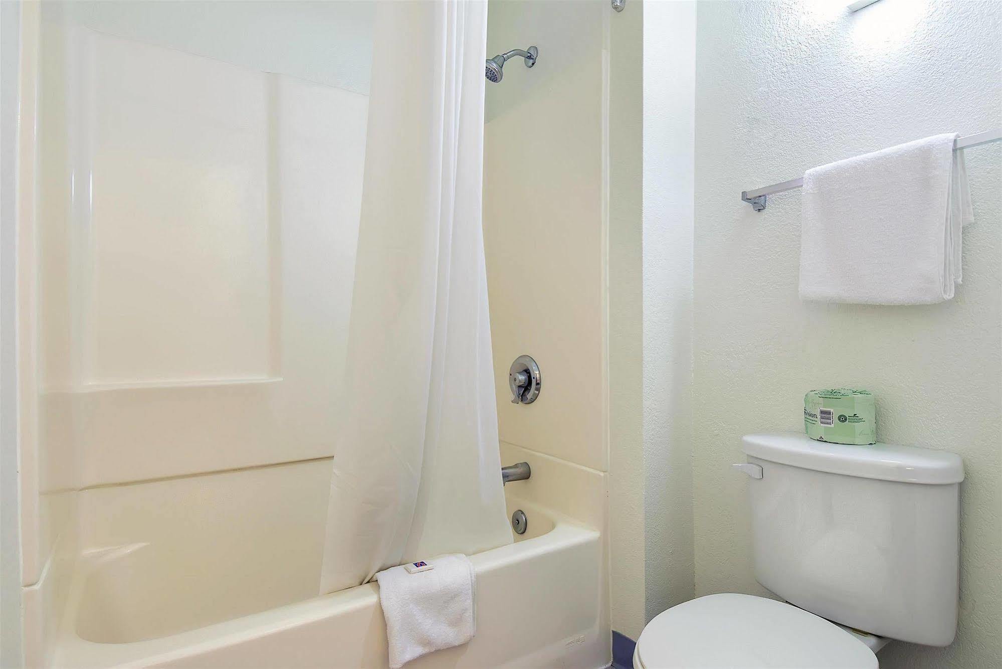 Motel 6 Anaheim Stadium - Orange Esterno foto