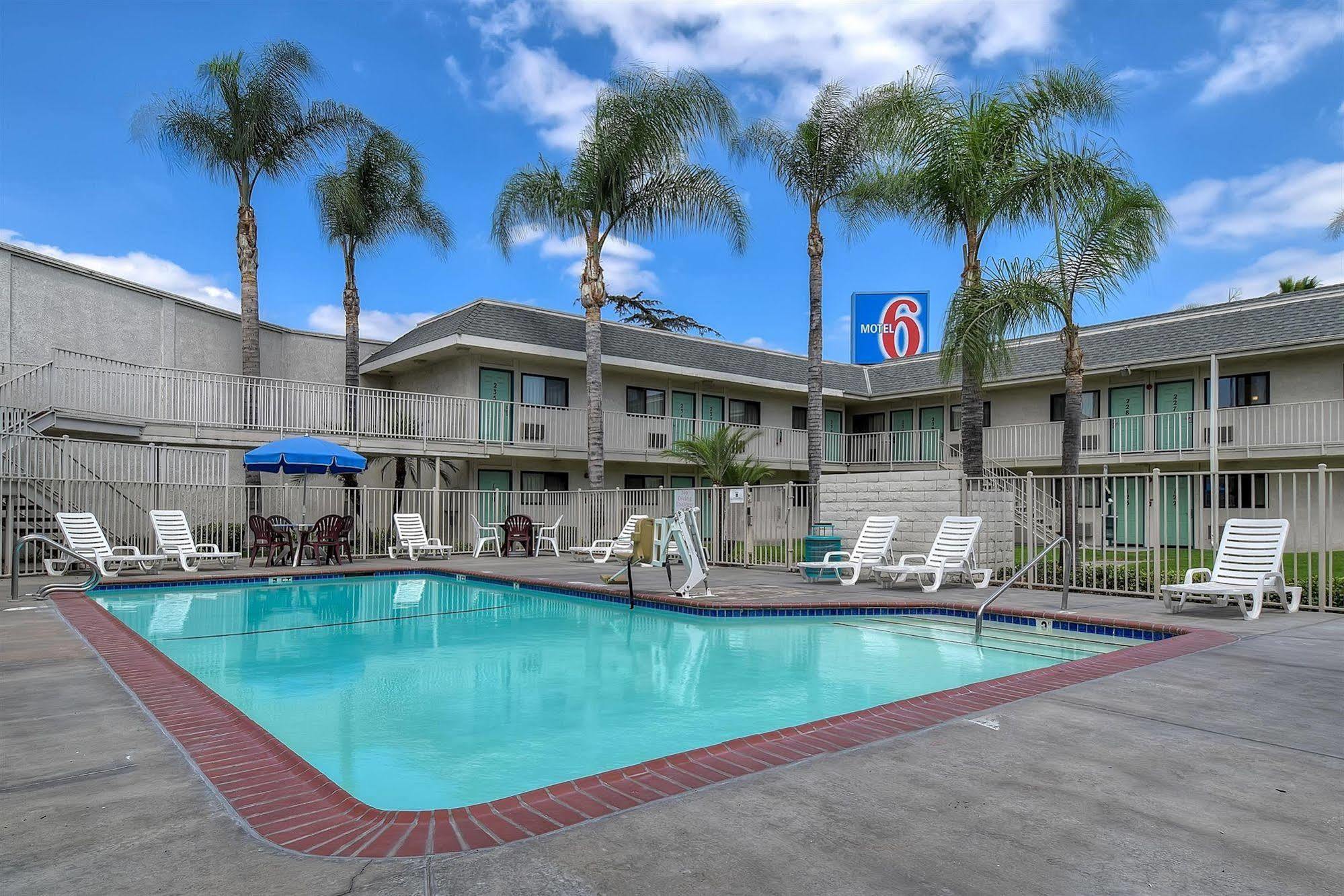 Motel 6 Anaheim Stadium - Orange Esterno foto