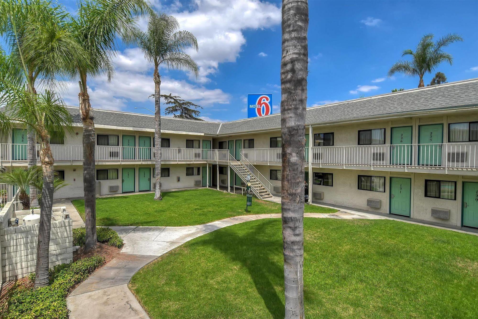Motel 6 Anaheim Stadium - Orange Esterno foto